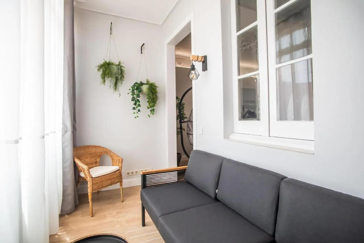 Tendency Apartments Miro 6 Barcelona