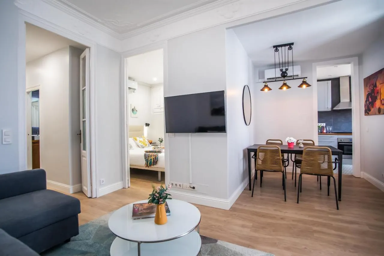 Tendency Apartments Miro 6 Barcelona